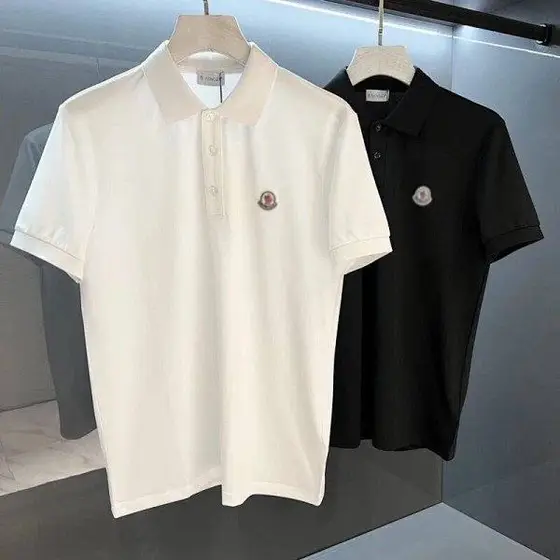 Moncler T-shirt