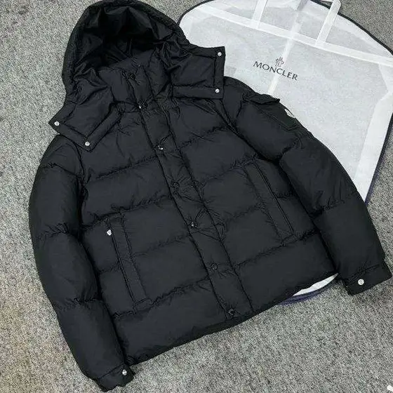 【DX6-21】Moncler Winter Exclusive Matte Finish Down Jacket