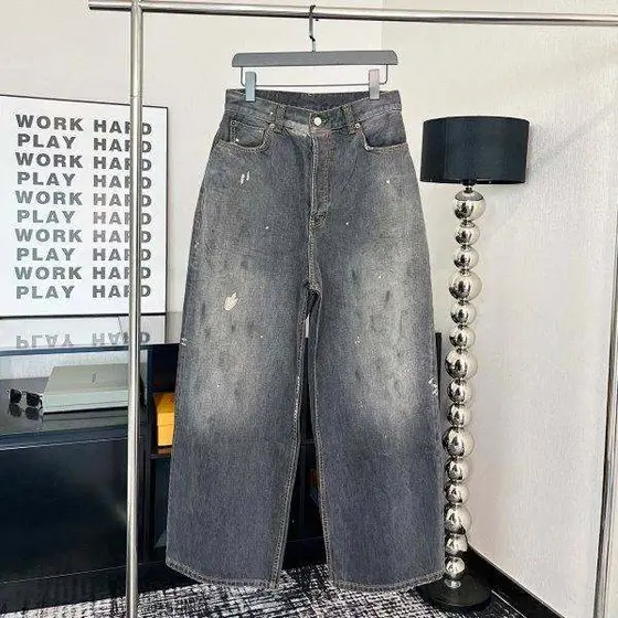 Balenciaga Jeans