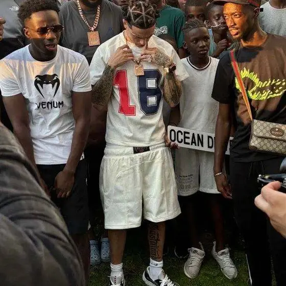 Off-White Set