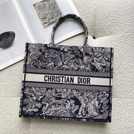 【ABC28-2】Dior Bag
