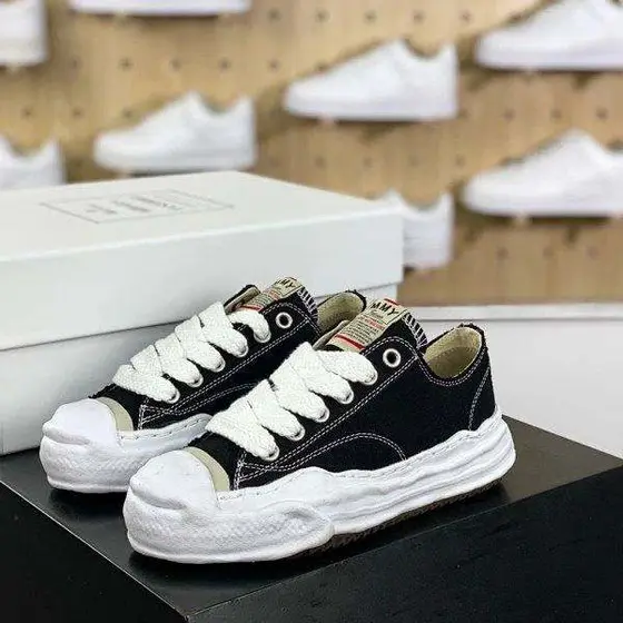 Mihara Shoes