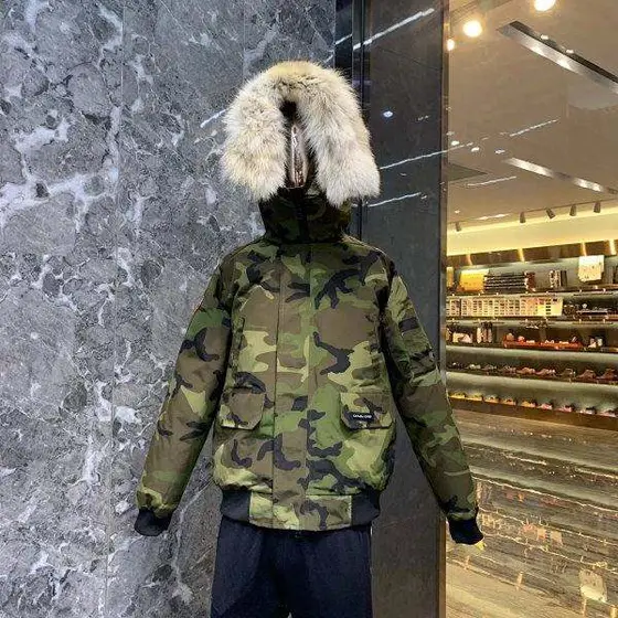 Canada Goose Chilliwack Down Jacket