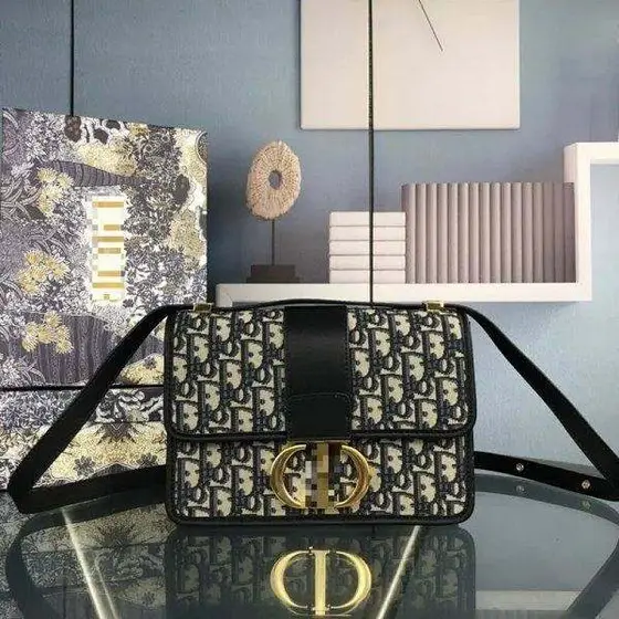 DIOR classic 30 Montaigne bag middle bag light luxury handbag2024 new hourglass 