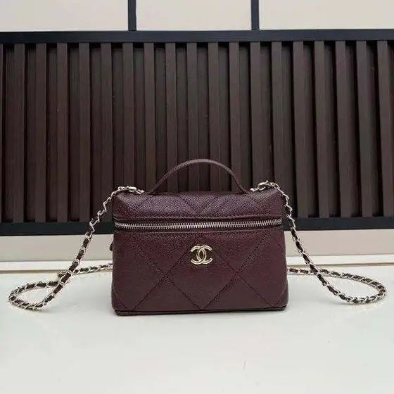 Chanel 2025 new small fragrance diamond chain bag female leather one-shoulder cr