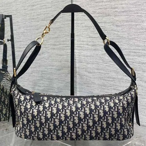 "Top of the original" Dior classic presbyopic fabric high fashion shoulder messe