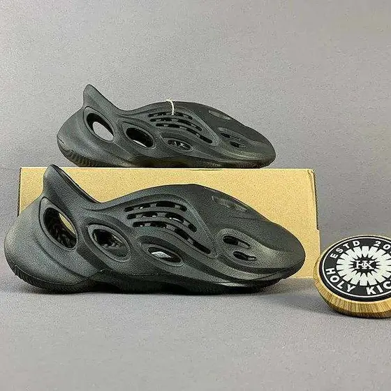 Yeezy Foam Runner
