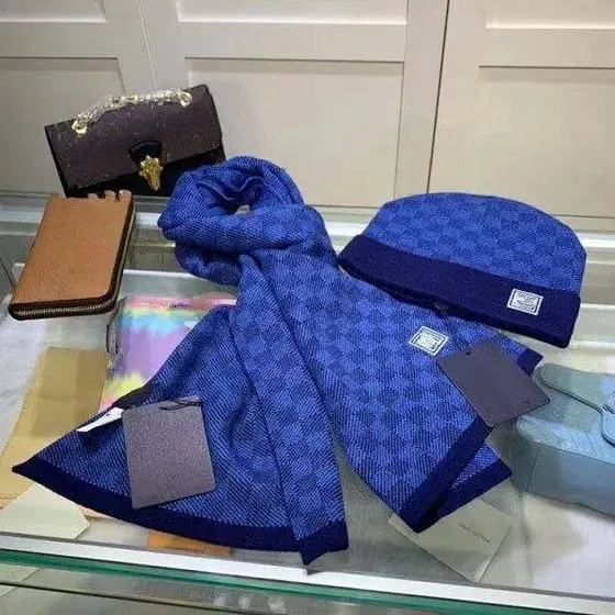 LV Scarf Beanie Set
