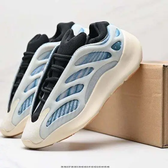 Yeezy 700 V3 Shoes