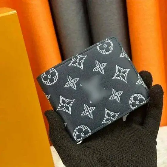 LV Wallet